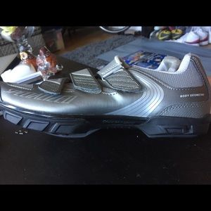 NEARLY NEW Specialized indoor cycling shoes. Sz 10